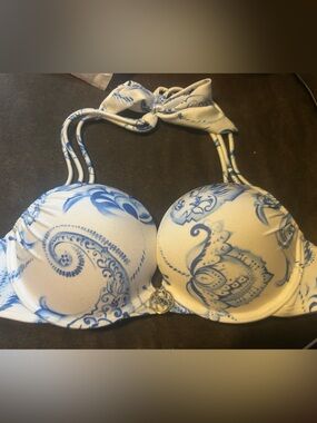 Victoria’s Secret Bombshell bikini top